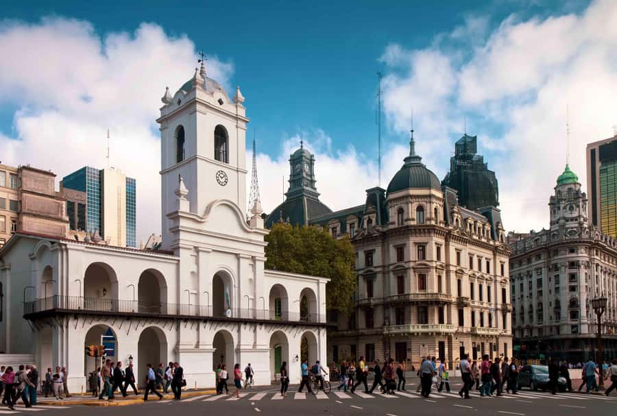 5hs Small Group City Tour of Buenos Aires with Street Food - Puerto Madero and the riverfront pause