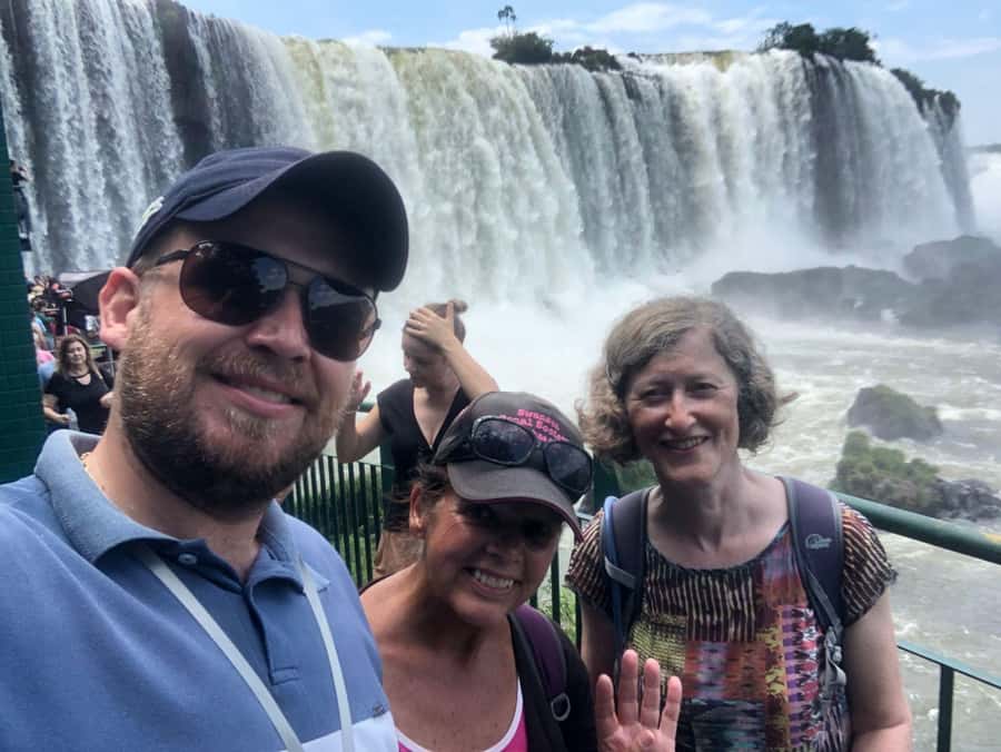 Argentinian Falls Tour + Optional Boat Ride (Private) - What the guide adds to the day