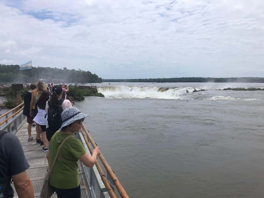 Argentinian Falls Tour + Optional Boat Ride (Private) - The early hotel pickup and private drive