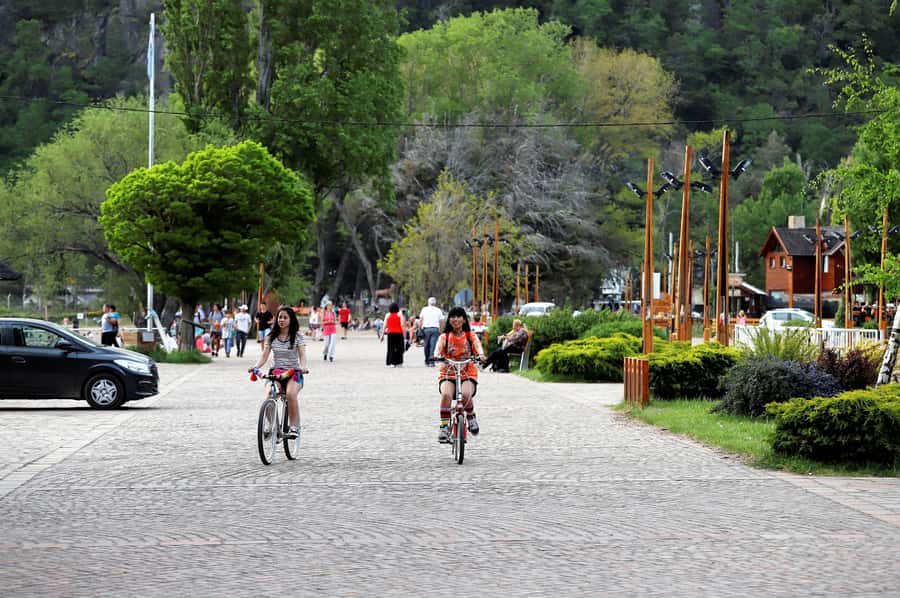 Bariloche: 7 Lakes & San Martin de Los Andes Road Trip - Is $100 a fair price?