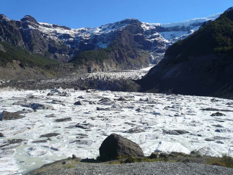 Bariloche: Cerro Tronador and Ventisquero Negro Tour - Leaving Bariloche by Route 40
