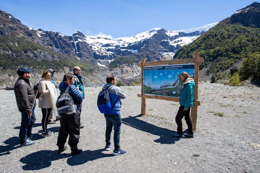Bariloche: Cerro Tronador Tour - Guides, languages, and the human side of the day