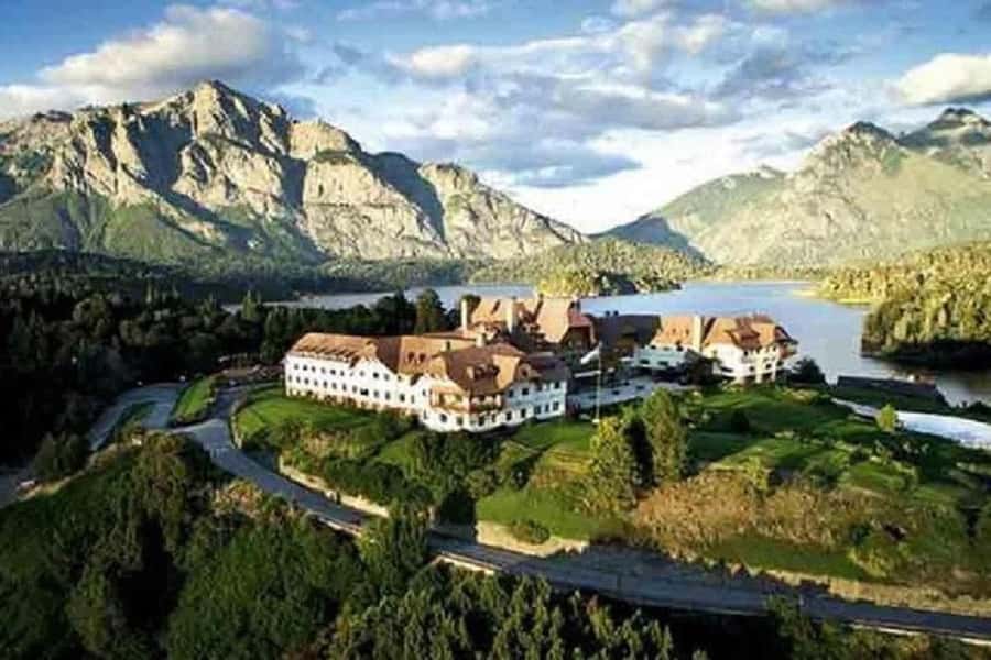 Bariloche "Small Circuit" with Chairlift Campanario Hill - What the four-hour format really means