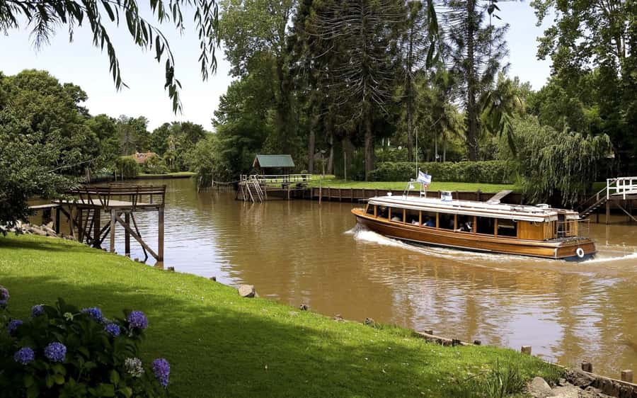 Buenos Aires: Classic Private Delta Tigre Boat Tour - Who will enjoy this Delta outing?