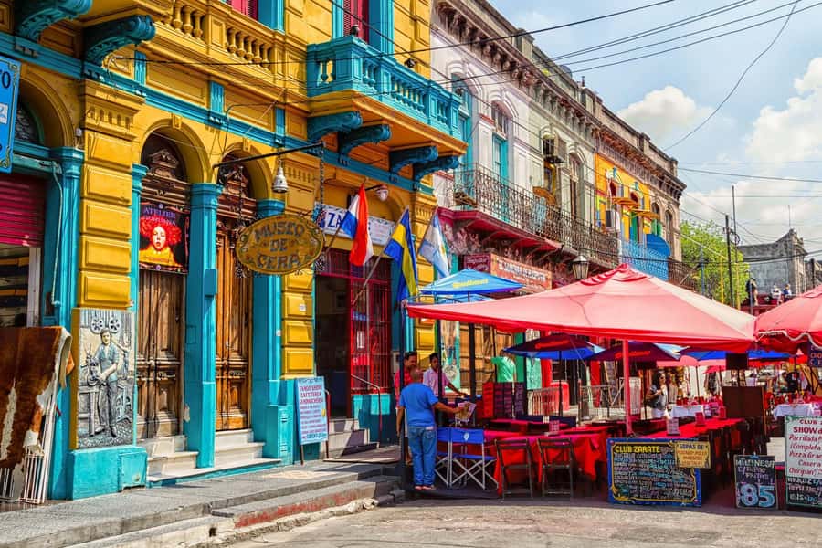 Buenos Aires: Culture and History Private Tour - Palermo parks, Plaza Francia, and Evita