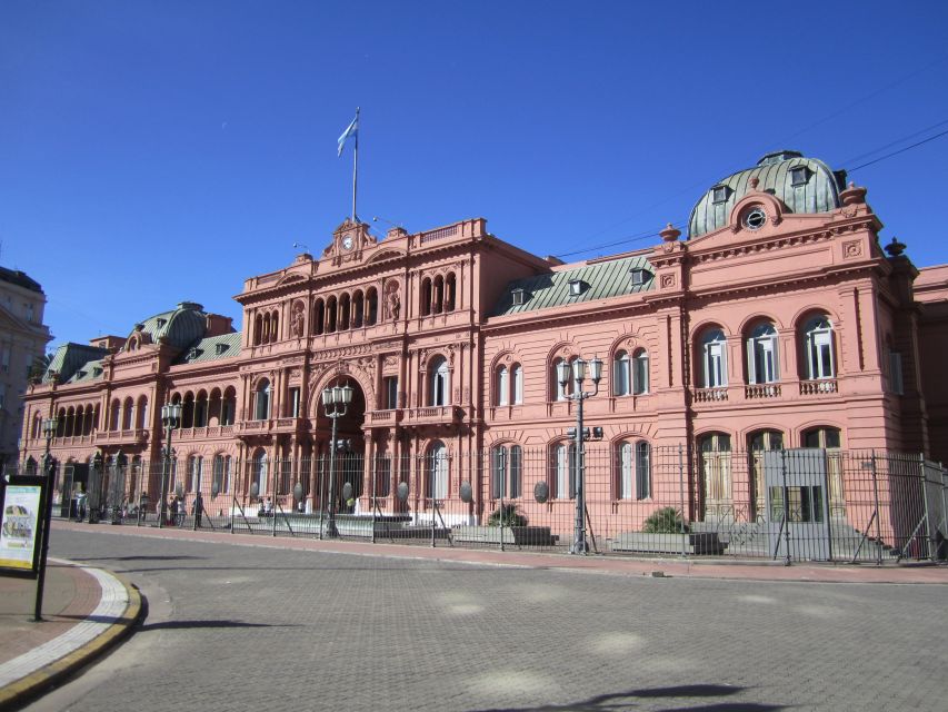 Buenos Aires: Culture and History Private Tour - La Boca and Caminito in 55 minutes
