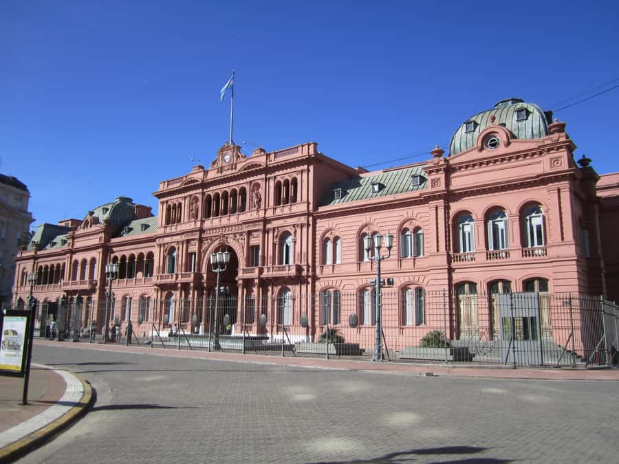 Buenos Aires: Culture and History Private Tour - Floralis Genérica and the Recoleta setting
