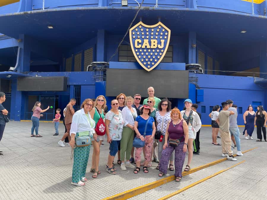 Buenos Aires: Customizable City Tour in Polish - Adding shopping and cultural visits