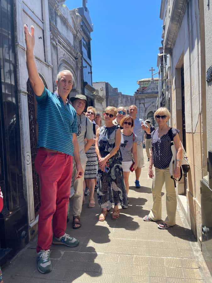 Buenos Aires: Customizable City Tour in Polish - Who will get the most from this tour