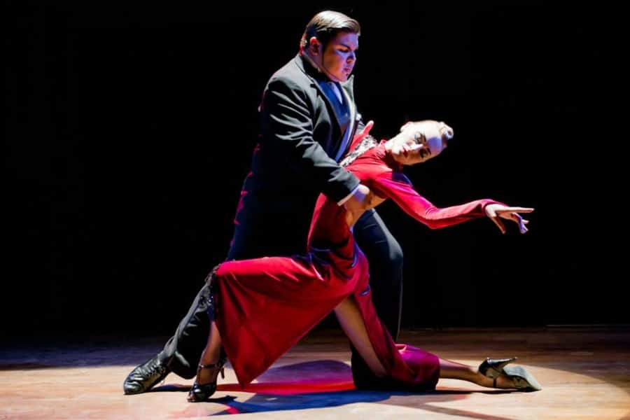 Buenos Aires: El Querandí Tango Show with Optional Dinner - Arrival and service details