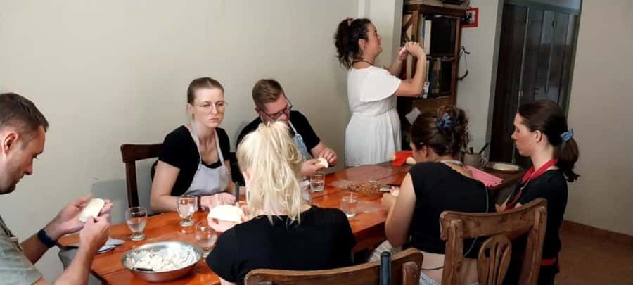 Buenos Aires: Empanadas and Alfajores Guided Cooking Class - Arriving at the San Telmo home