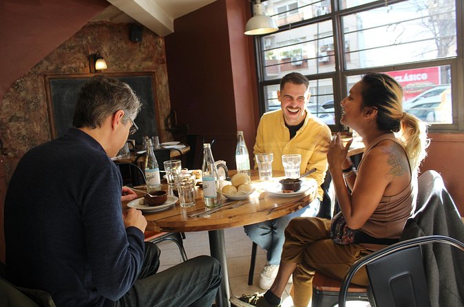 Buenos Aires Food Tour: Local Dishes, Steak, Empanada & More - Mate and the Evita connection