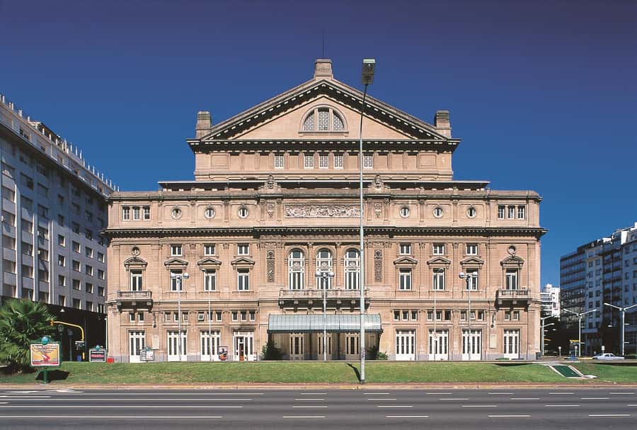 Buenos Aires: Half-Day Sightseeing Tour with 2 Stops - Who gets the best value from the $36 price