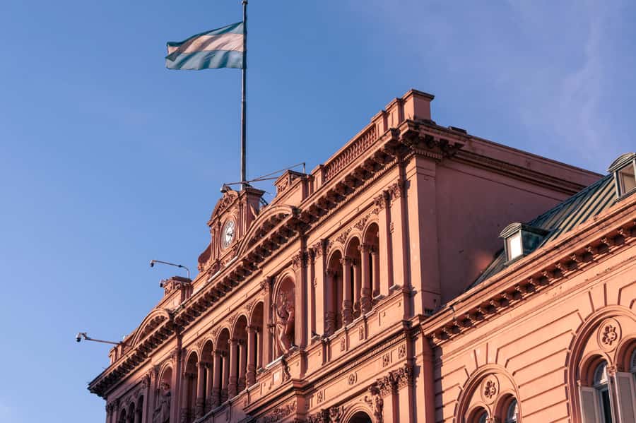 Buenos Aires: Historic Buenos Aires Landmarks & Icons Tour - Casa Rosada and the political heart of Argentina