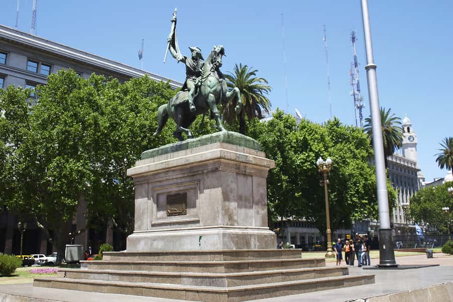Buenos Aires: Historic District Private Guided Walking Tour - Casa Rosada and Argentina’s seat of power