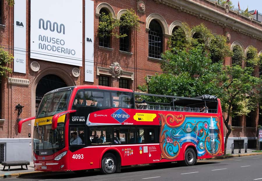 Buenos Aires: Hop-On Hop-Off Bus and Football Museums - Who should book this experience?