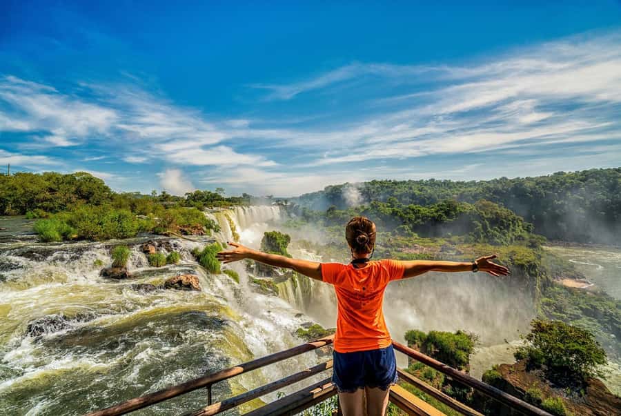 Buenos Aires: Iguazu Falls Private Day Trip with Airfare - Key points at a glance