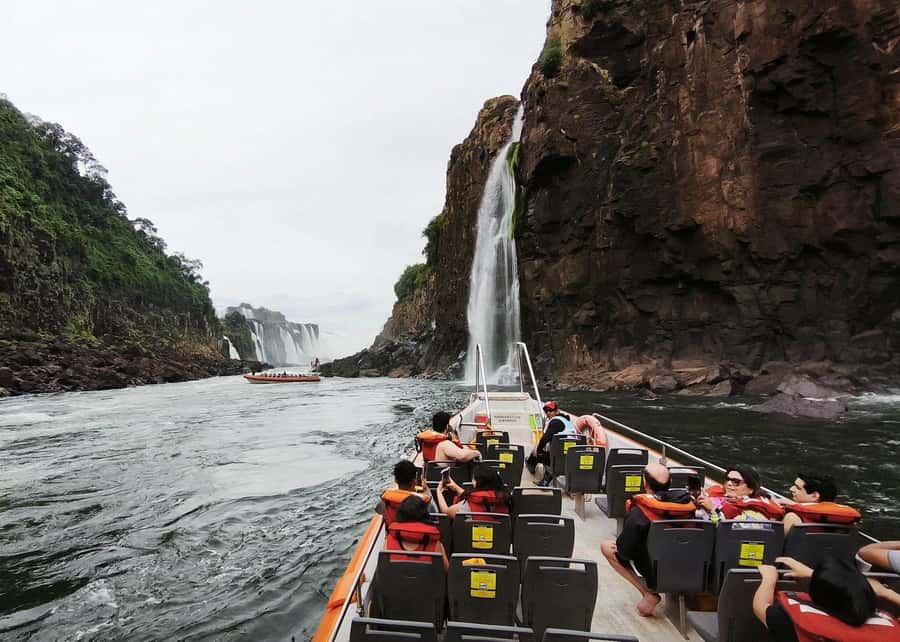 Buenos Aires: Iguazú Falls with Boat Ride & Optional Flight - Why this day trip works from Buenos Aires