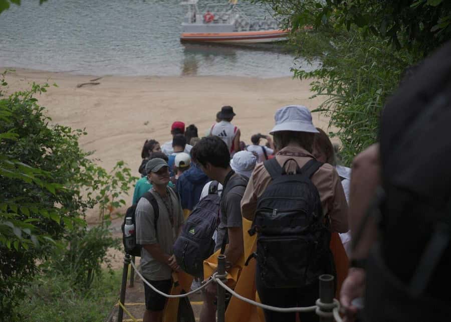 Buenos Aires: Iguazú Falls with Boat Ride & Optional Flight - My call: book it if time matters most