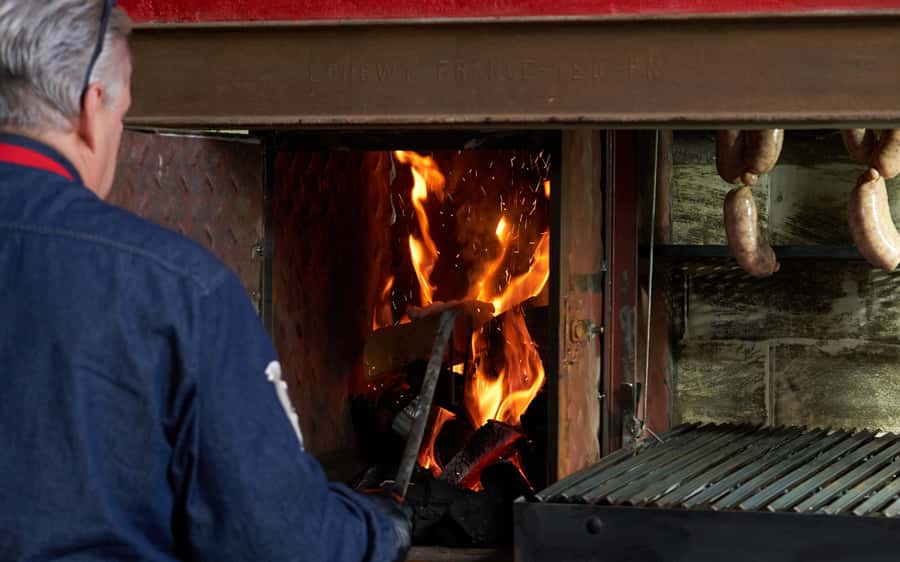 Buenos Aires: Join a Local Family for an Argentine Barbecue - Arriving at the white door on Nicaragua Street