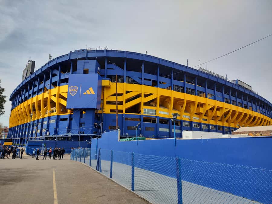 Buenos Aires: La Boca Guided Walking Tour in English - How much walking and talking to expect
