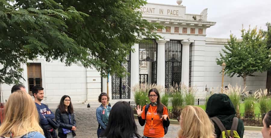 Buenos Aires: La Recoleta Cemetery Guided Tour in English - Art and architecture beyond the famous names