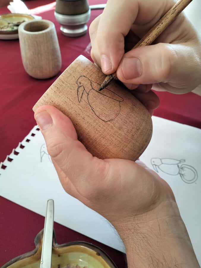 Buenos Aires: Mate & paint experience with pastry tasting - Choosing a design for your wooden mate cup