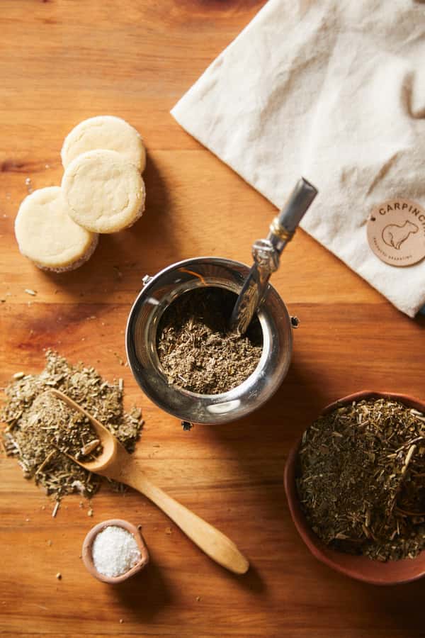 Buenos Aires: Mate Workshop y Otras Yerbas - Learning the history behind the gourd