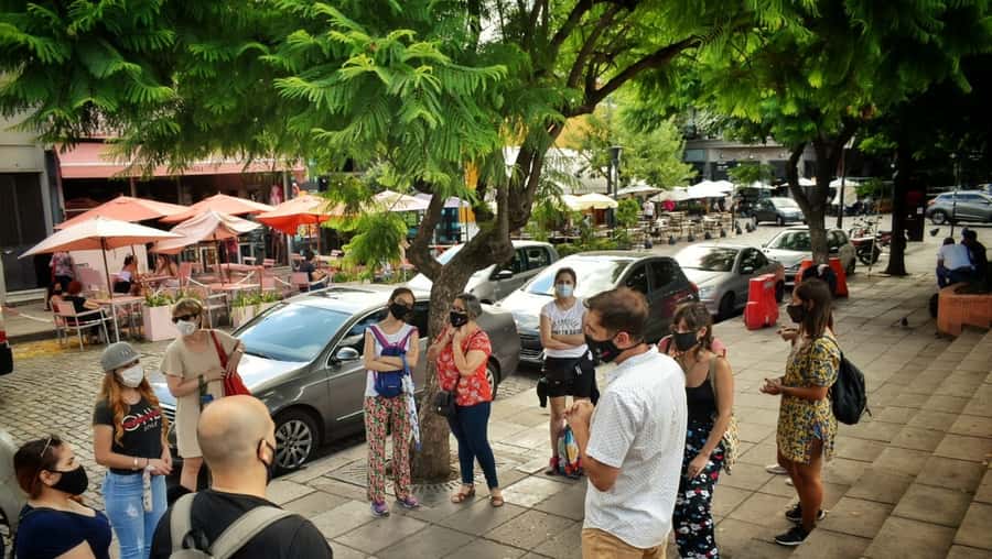 Buenos Aires: Palermo Soho Guided Walking Tour - Starting at Plaza Italia with Palermo in view