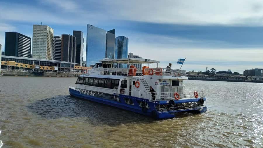 Buenos Aires: Premium Delta Navigation round trip - From Puerto Madero to the wide Río de la Plata