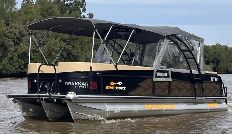Buenos Aires: Private Delta Boat Tour with Barbecue onboard - Argentine barbecue served on the water