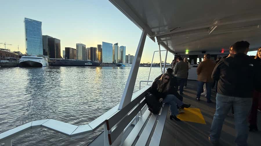 Buenos Aires: Puerto Madero Sunset Cruise with Open Bar - Seating and finding a comfortable spot