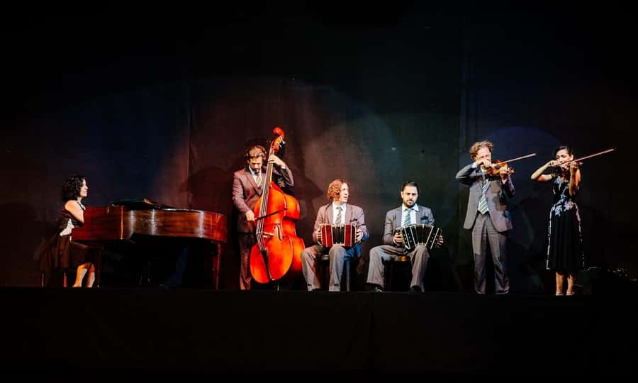 Buenos Aires: Tango Porteño Show Ticket with Dinner Option - The 9:30 PM show puts music first