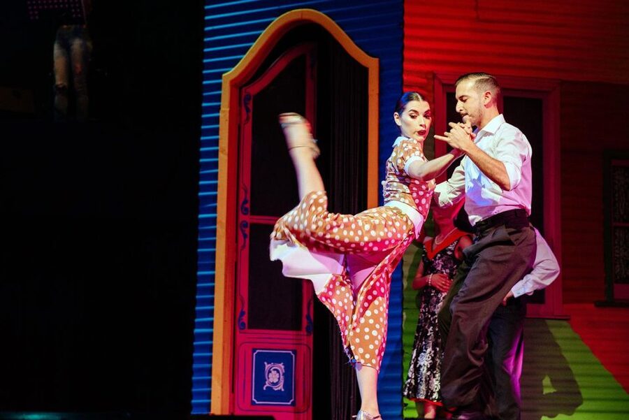 Buenos Aires Tango Porteño Show with optional Dinner - Hotel transfers, timing, and the small-group setup