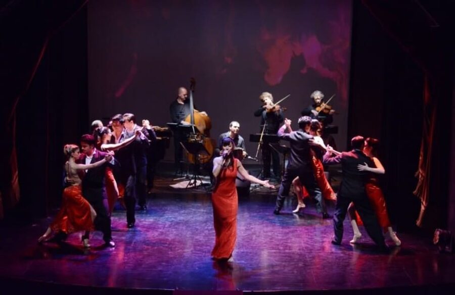 Buenos Aires Tango Show and Dinner at Piazzolla Tango - Who should book Piazzolla Tango