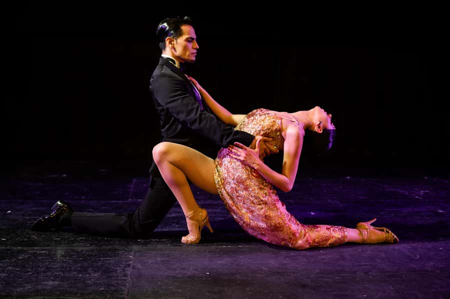 Buenos Aires: Tango Show at Tango Porteño & Optional Dinner - The 9:30 PM show: tango with a Broadway-style scale