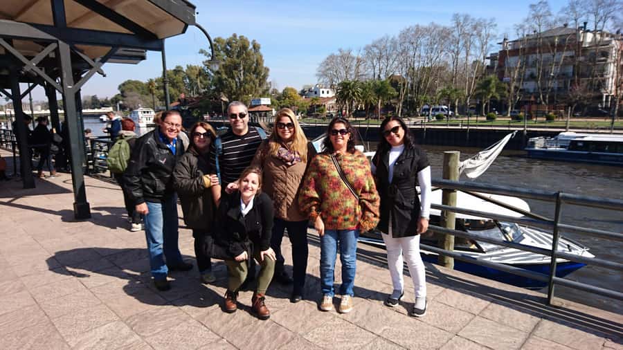 Buenos Aires: "Ticket"- 2hs of Navigation Premium to Tigre - Who should book this boat ride?