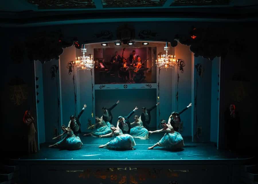 Café de los Angelitos - Traditional Night in Buenos Aires - The tango show is the heart of the experience
