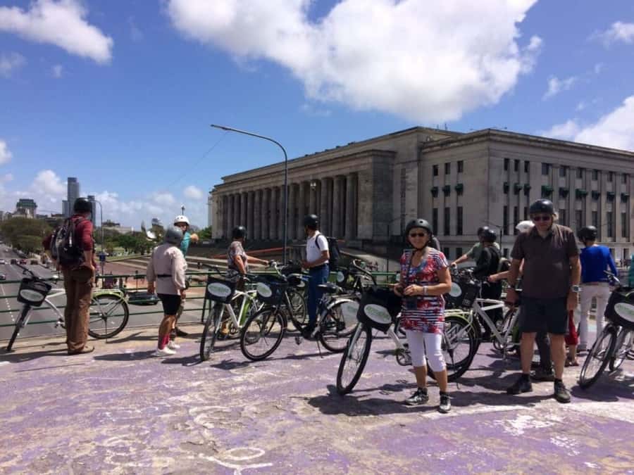 City Bike Tour in Palermo and Recoleta - Returning through Palermo, Barrio Norte, and downtown