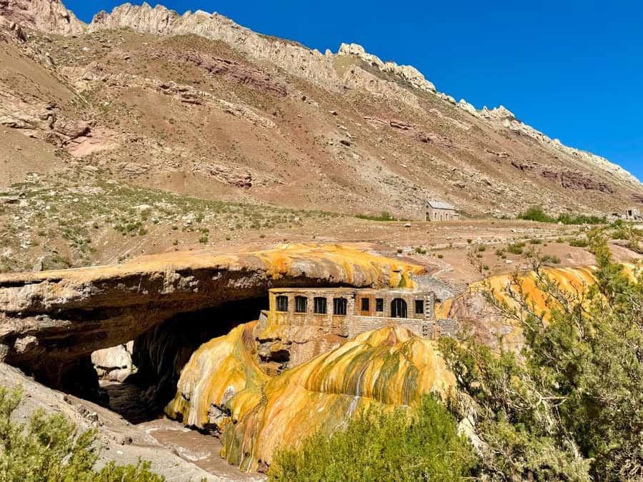 Classic Aconcagua Day Tour - Aconcagua from the dedicated viewpoint