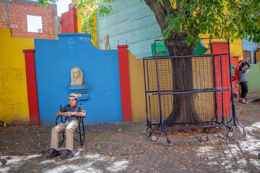 Classic City Tour of Buenos Aires: Neighborhoods and Emblems - Pickup delays and the end of the route