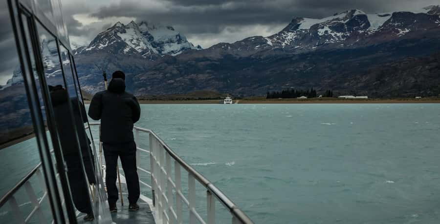El Calafate: Glacier Cruise & Trekking at Estancia Cristina - Icebergs and the route toward Upsala Glacier