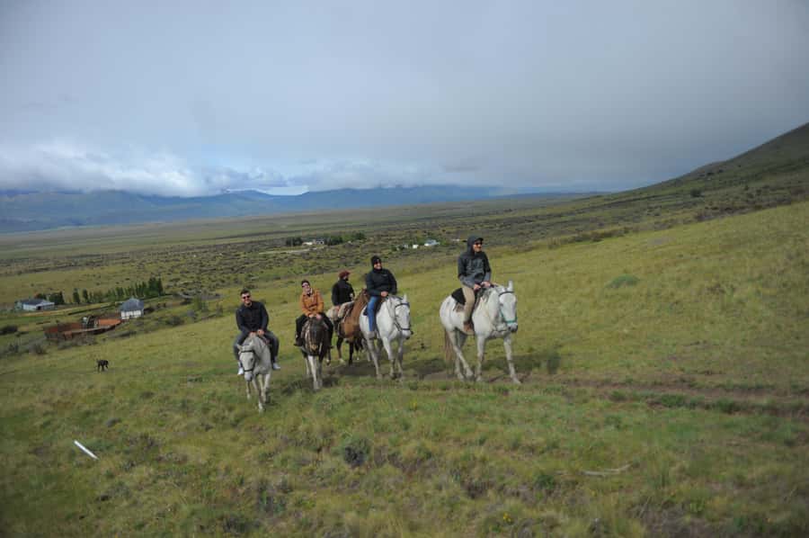 El Calafate: Horseback riding in Cerro Frias - Key things to know before you book