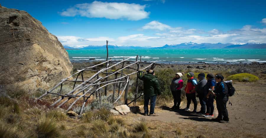 El Calafate: Native Cultures 4x4 Half-Day Excursion - Lake Argentino: geology before the rock art