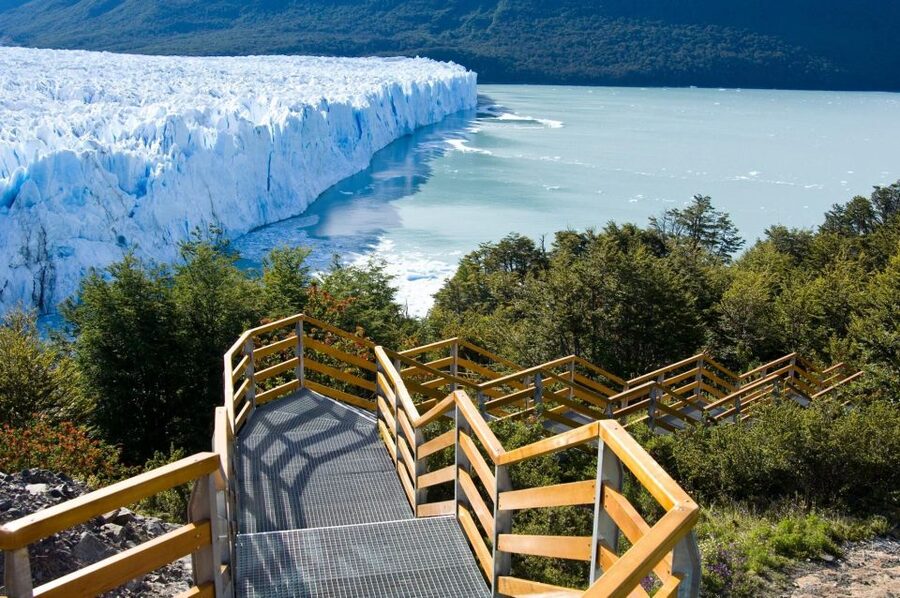 El Calafate: Perito Moreno Glacier & Nautical Safari - Practical preparation for a cold day