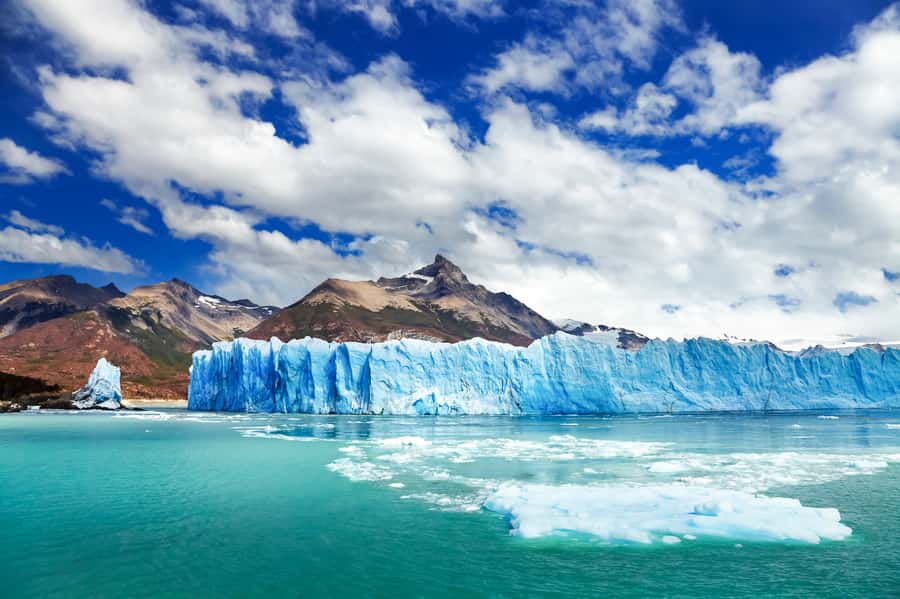 El Calafate: Perito Moreno Glacier Trekking Tour and Cruise - Why the glacier trek is worth considering