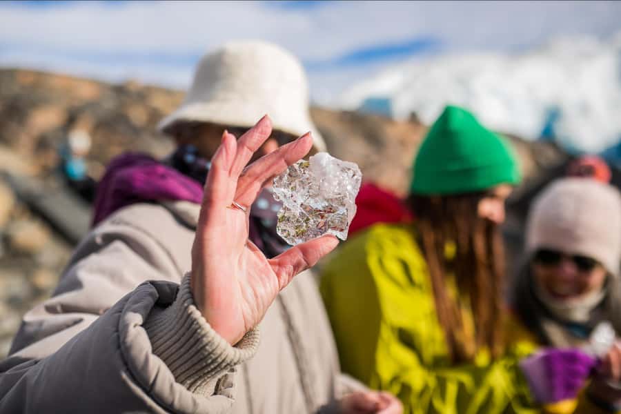 El Calafate: Safari Azul Los Glaciares Trekking Tour - Transport, guides, and group comfort