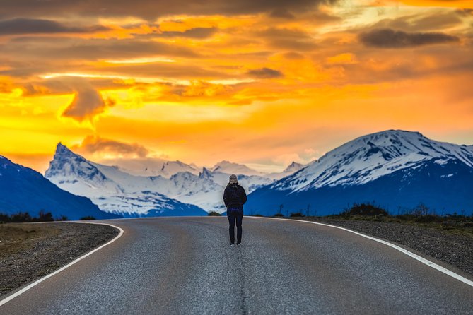 El Chaltén with Trekking from El Calafate - Mirador de los Cóndores: the day’s best short walk