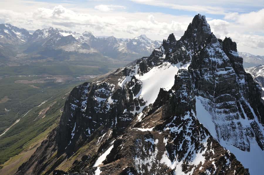 Emerald Lagoon Helicopter seeing - From Ushuaia Bay to Mount Olivia