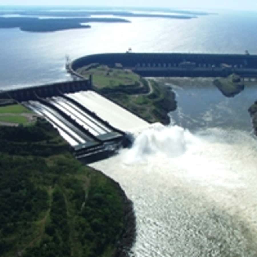 From Argentina: Iguazu Falls Brazil Side & Itaipu Dam - The Brazilian side of Iguazu Falls